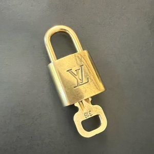 Authentic Louis Vuitton Lock and Key #318